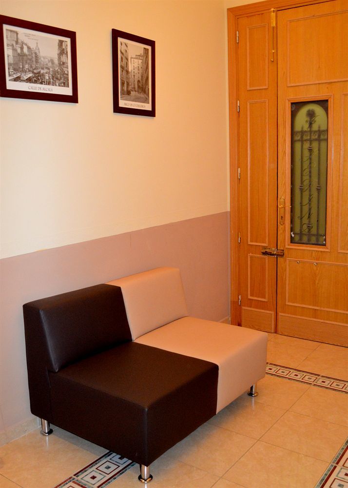 Albergue Josefina-gran Via *