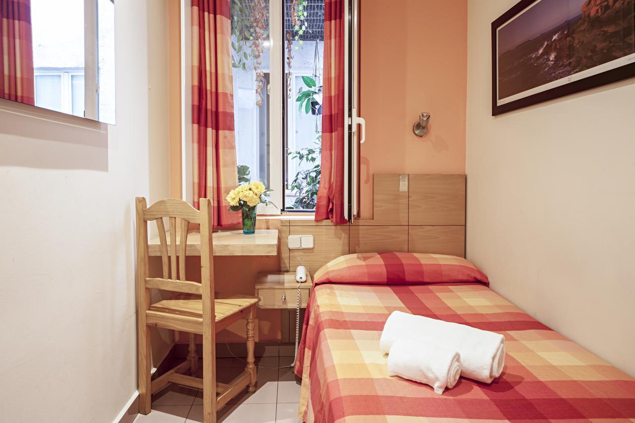 Inter Puerta Del Sol Auto Check In 3* Madrid