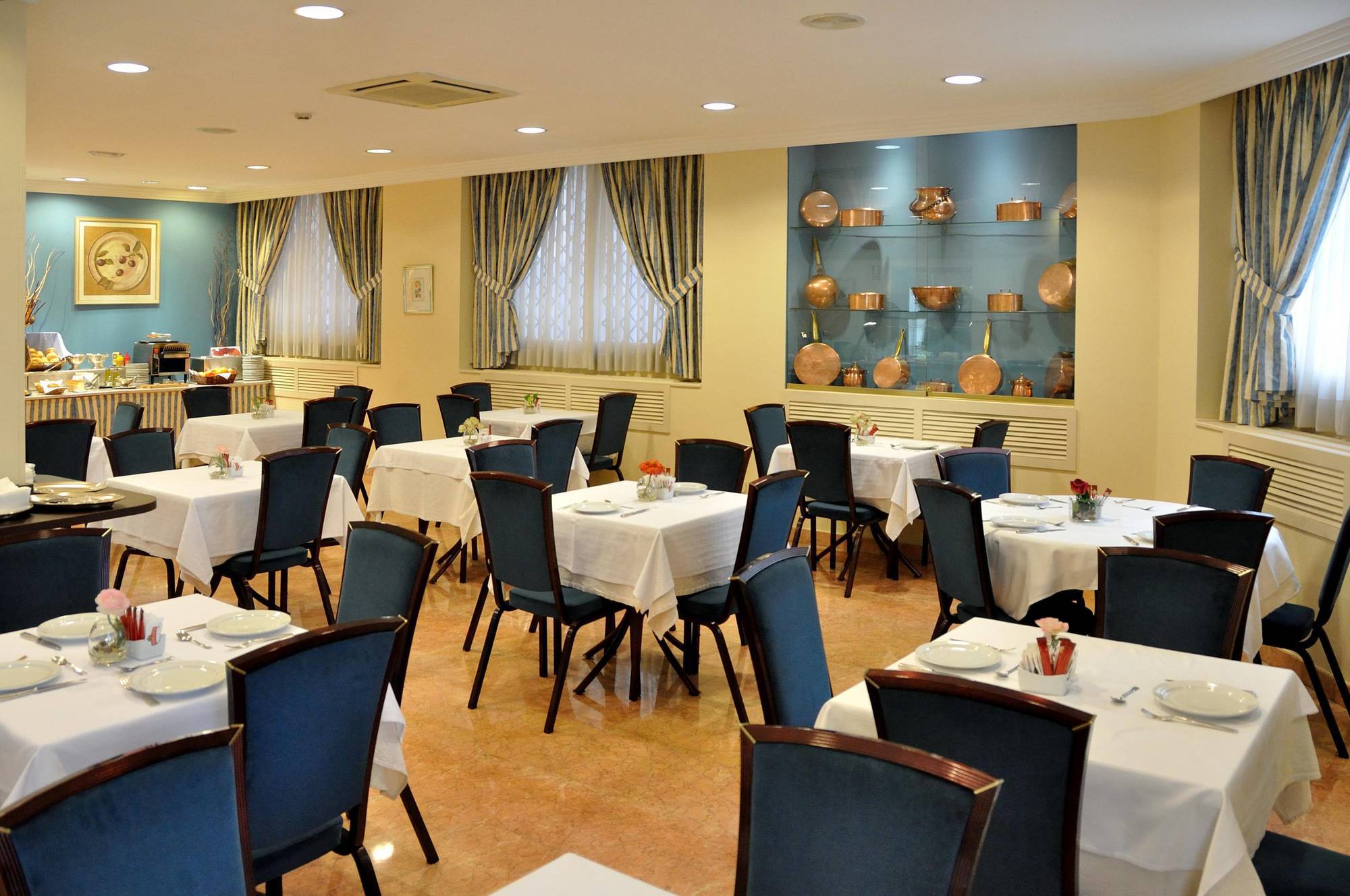 Hotel Casón Del Tormes 3*