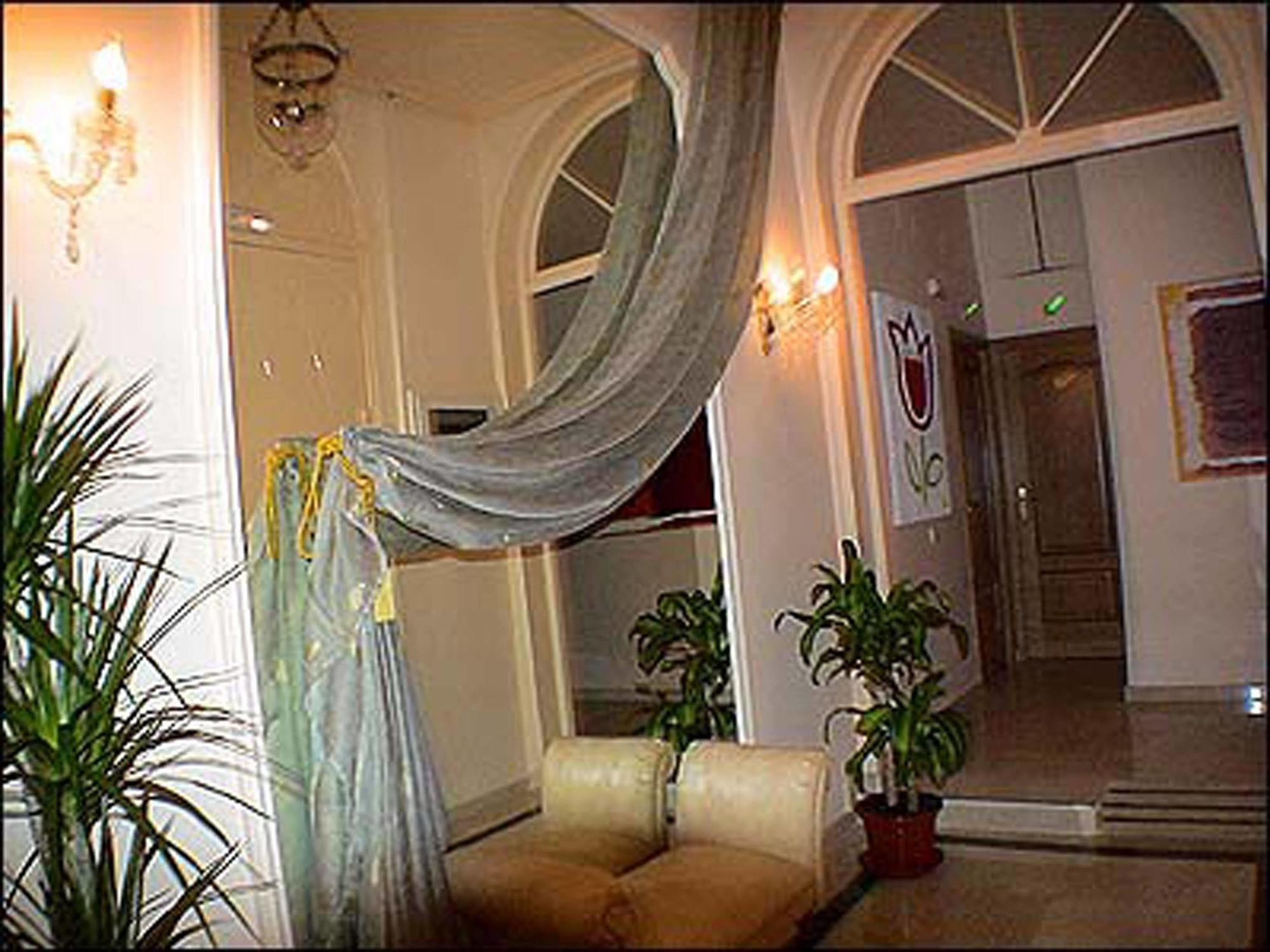 Guest house Santa Cruz Madrid