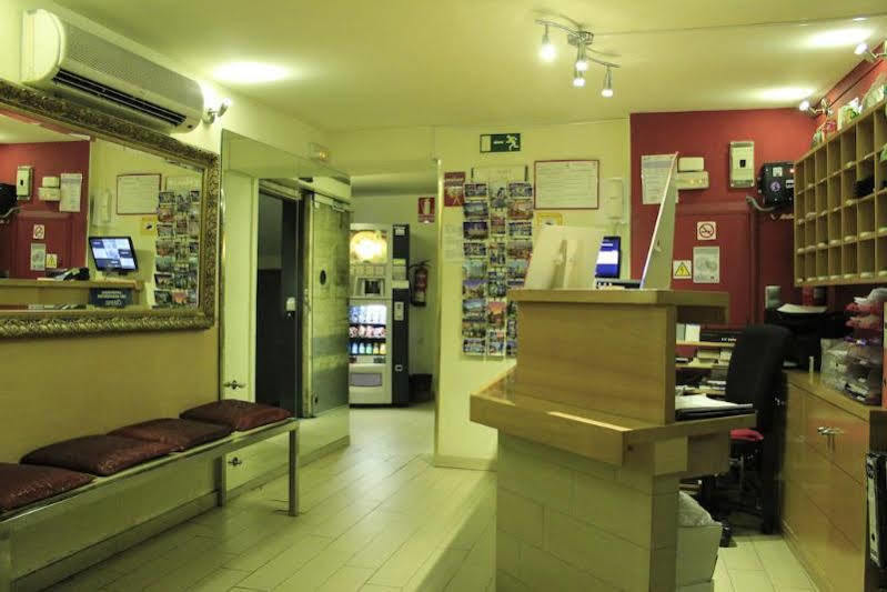 Gasthof Inter Puerta Del Sol Auto Check In Madrid