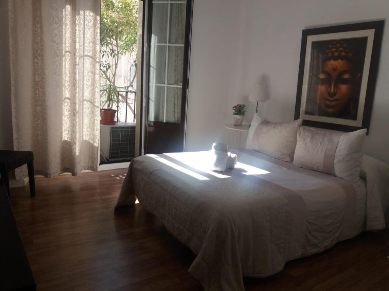 Guest house Casa De Huespedes Prada Madrid