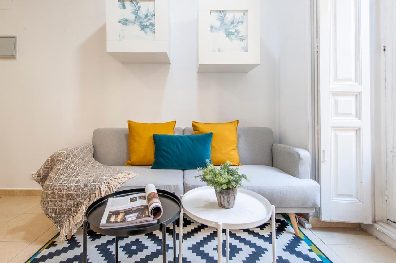 Appartement De Austrias -tradicion Con Estilo Moderno Madrid