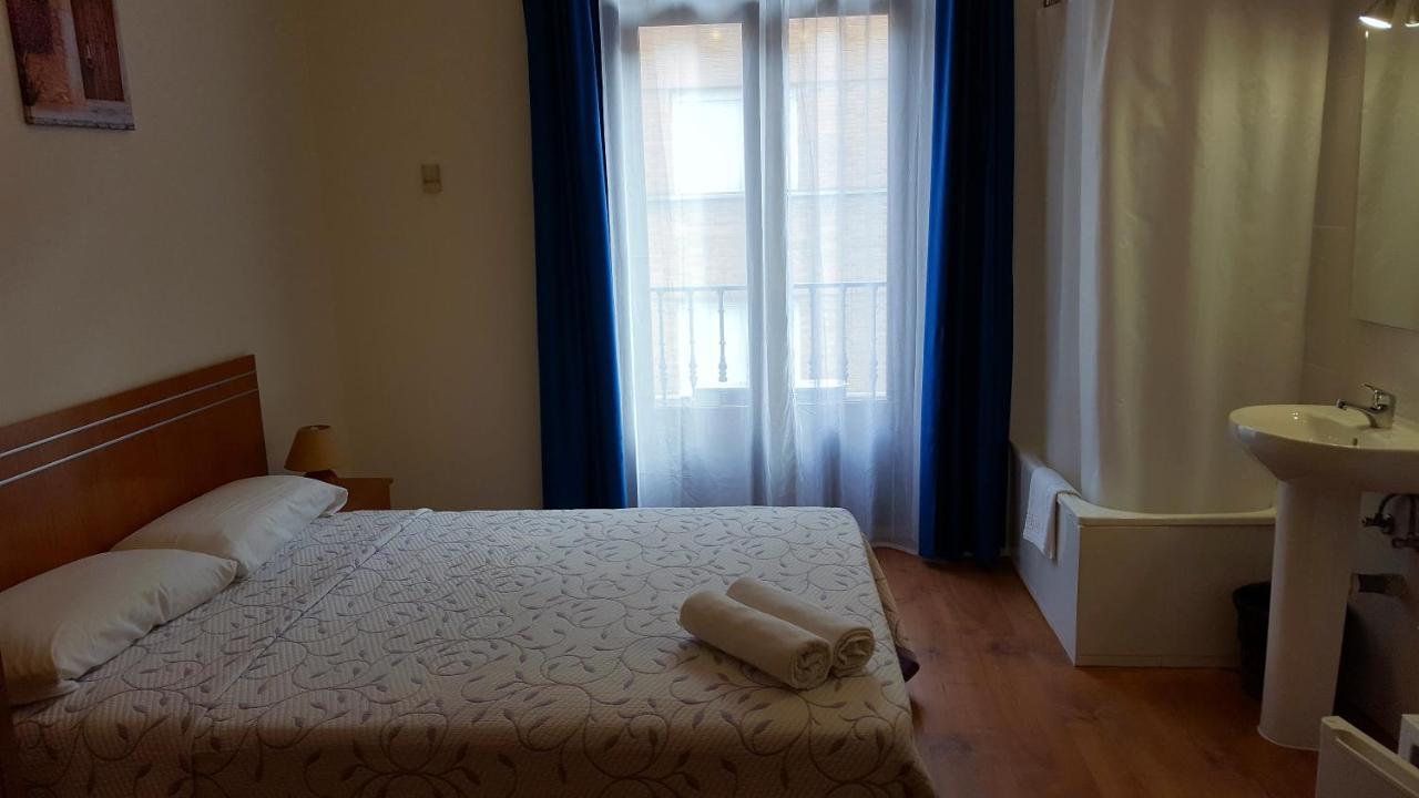 Pensión Machín 3*