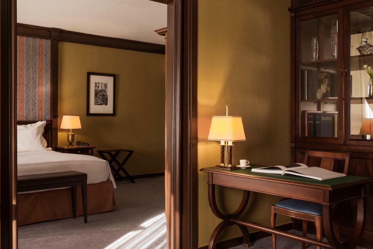 Pullman Airport&feria 4*