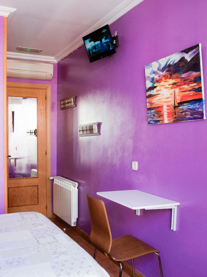 Hostel Rc Miguel Angel *