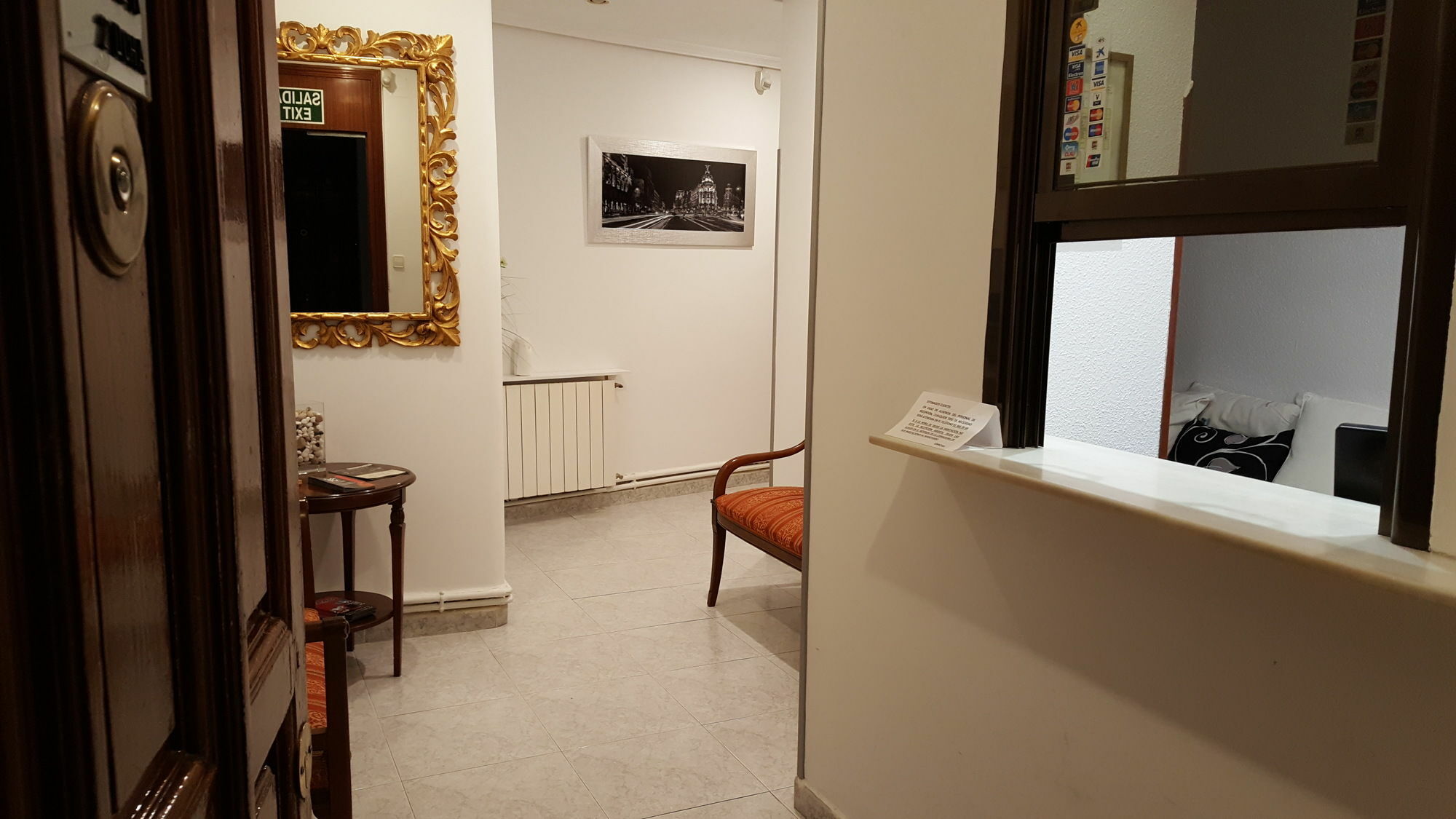 Casa de hóspedes Rofer Madri
