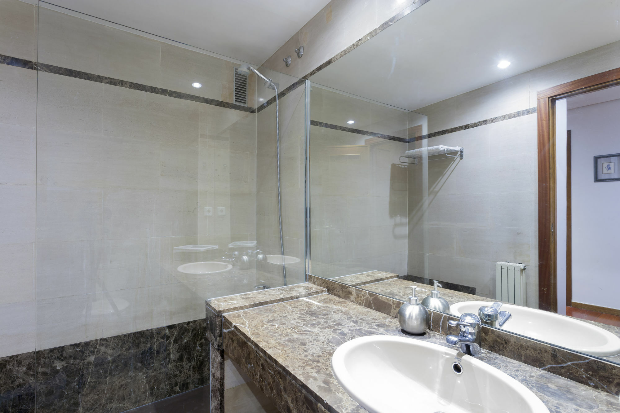 Forever Young Plaza Espana Apartment Madrid