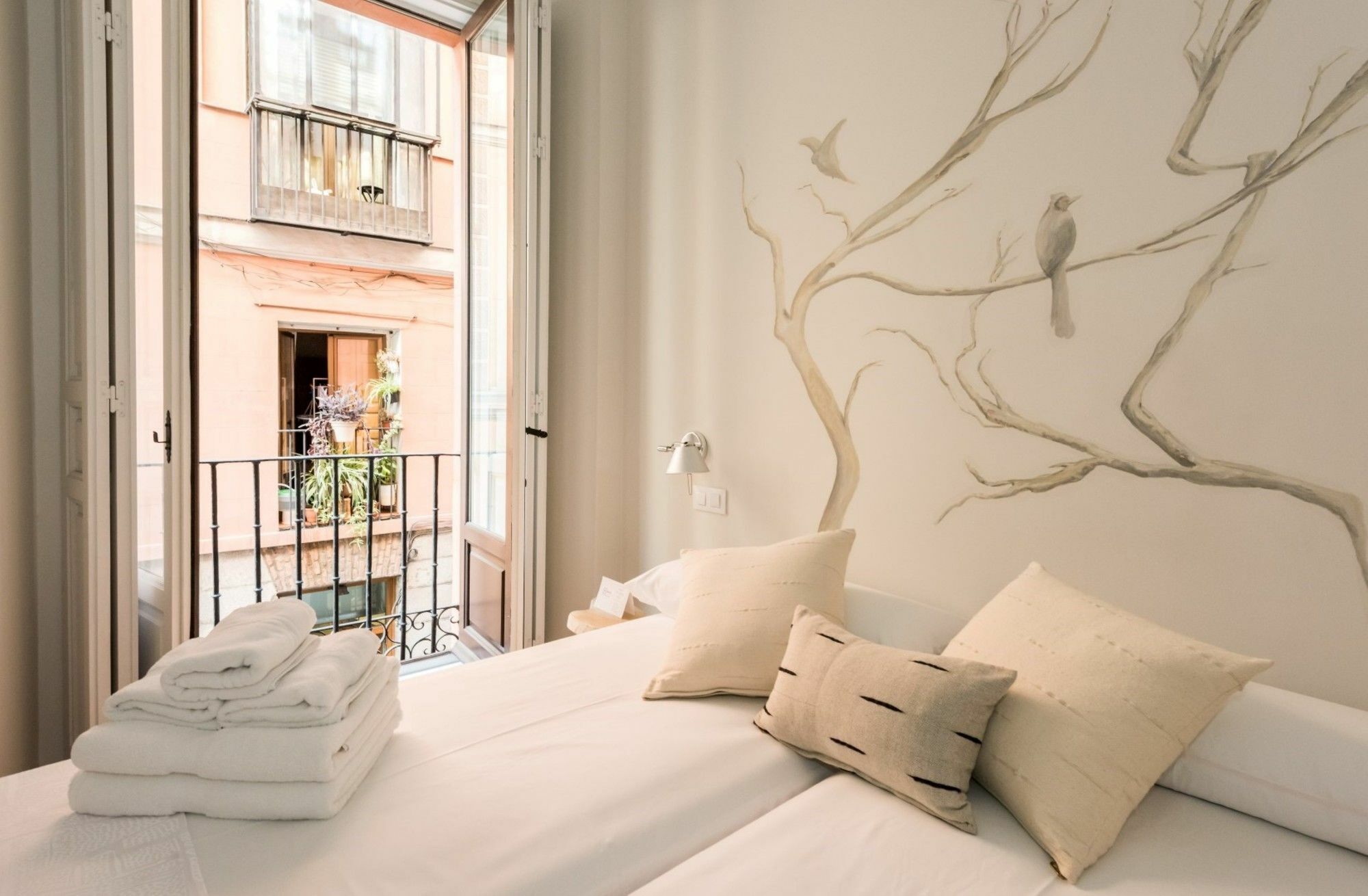 Plaza De La Center Apartamento Madrid