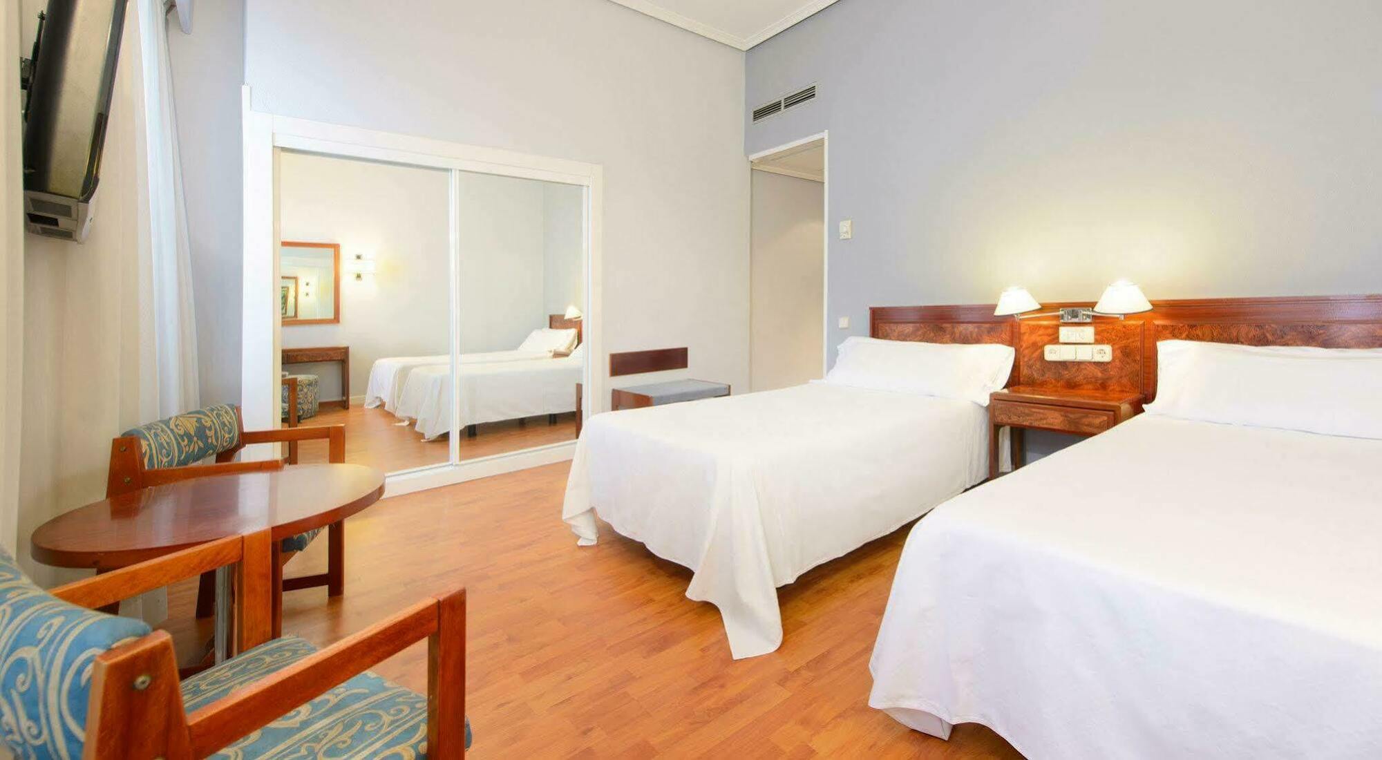 Gran Via 25, Affiliated By Melia 3*