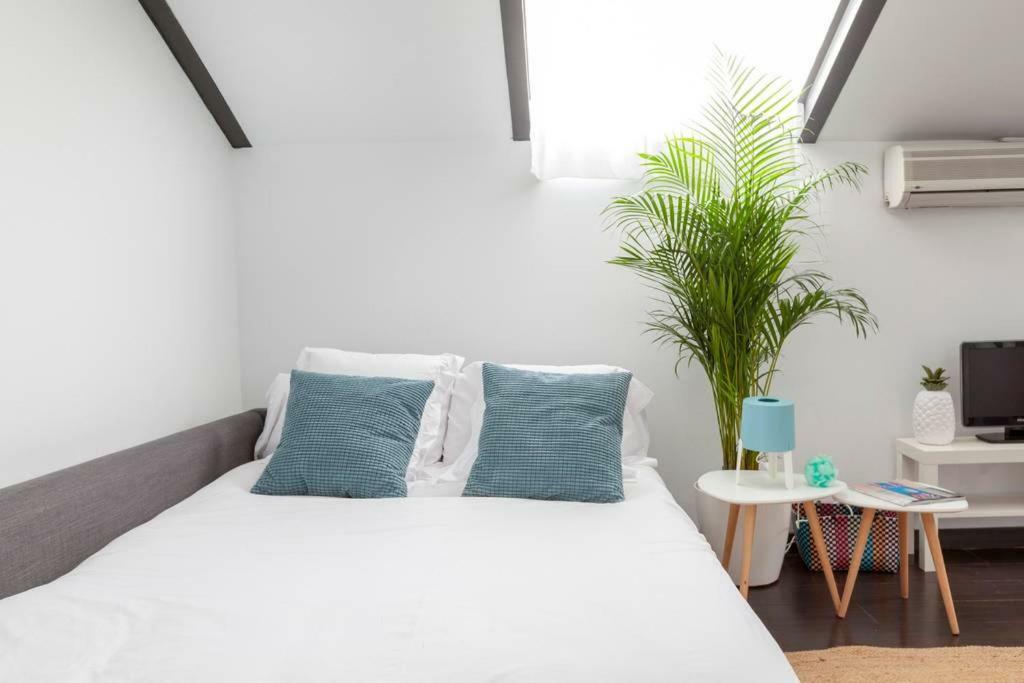 Modern Floor Loft At Malasana's Heart Appartement