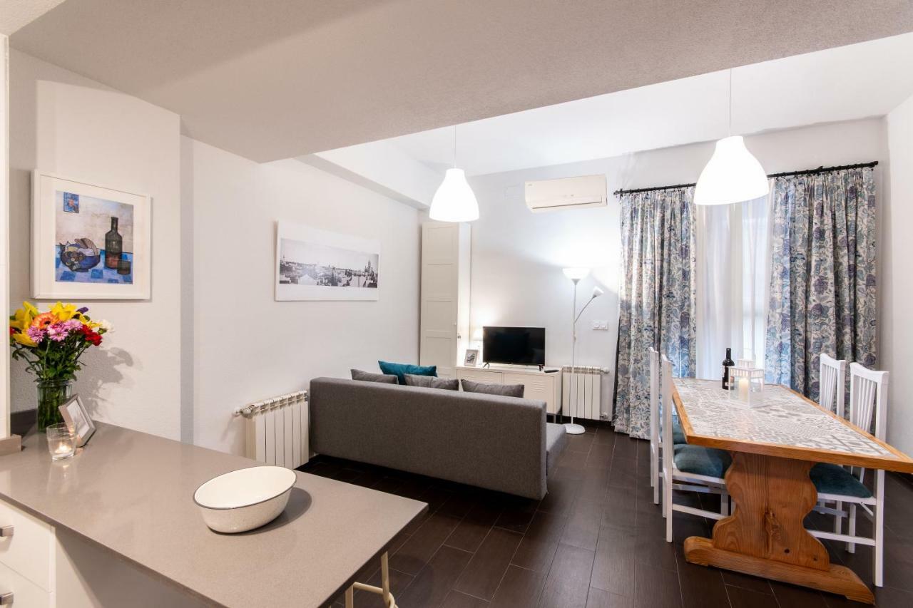Appartement 1 *