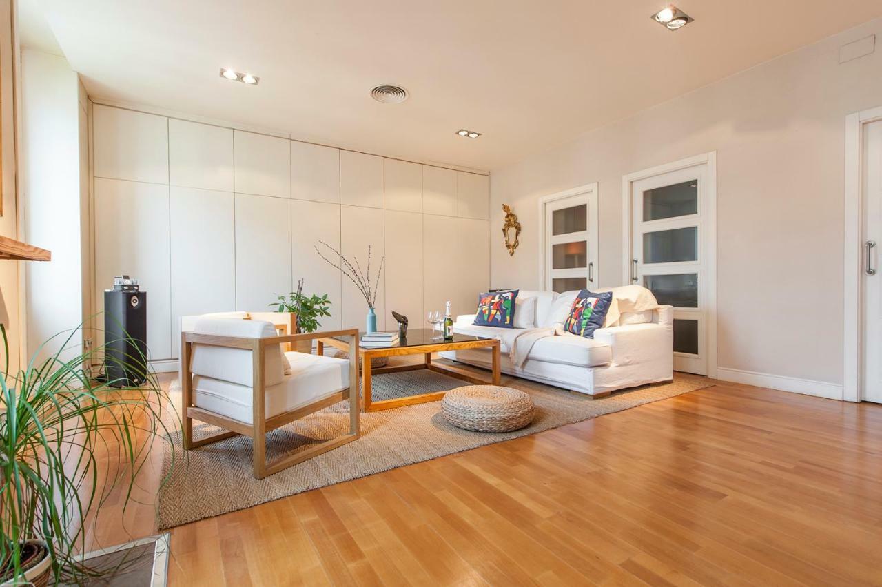 Apartamento Cinema Exclusive - Sol Ii Collection - Elevenhost Madri