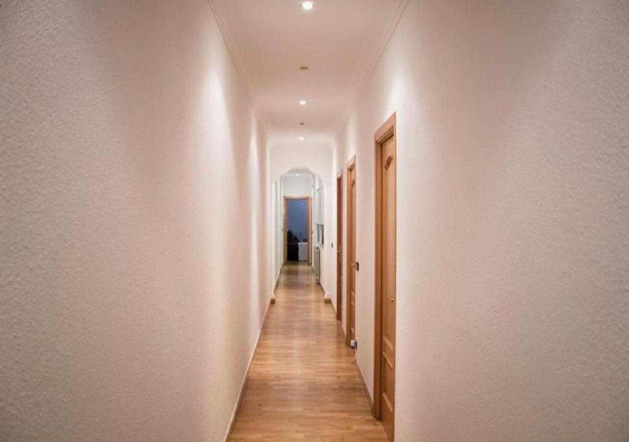 Apartamento En Carretas - Puerta Del Sol *