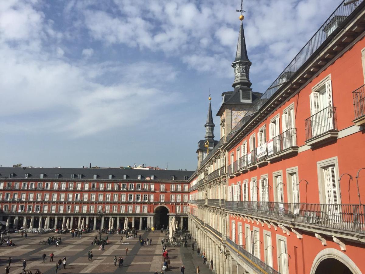 Plaza Mayor Deluxe *