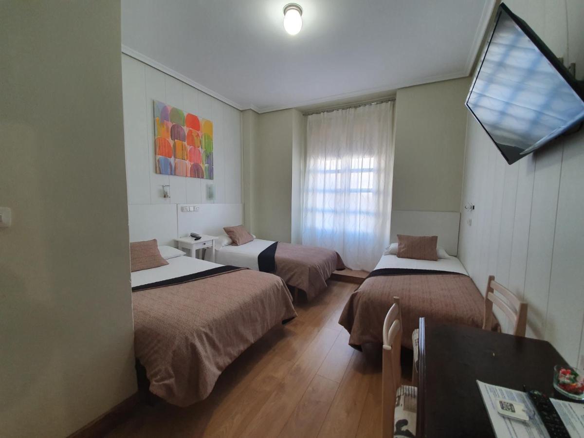 Casa de hóspedes Riesco Madri